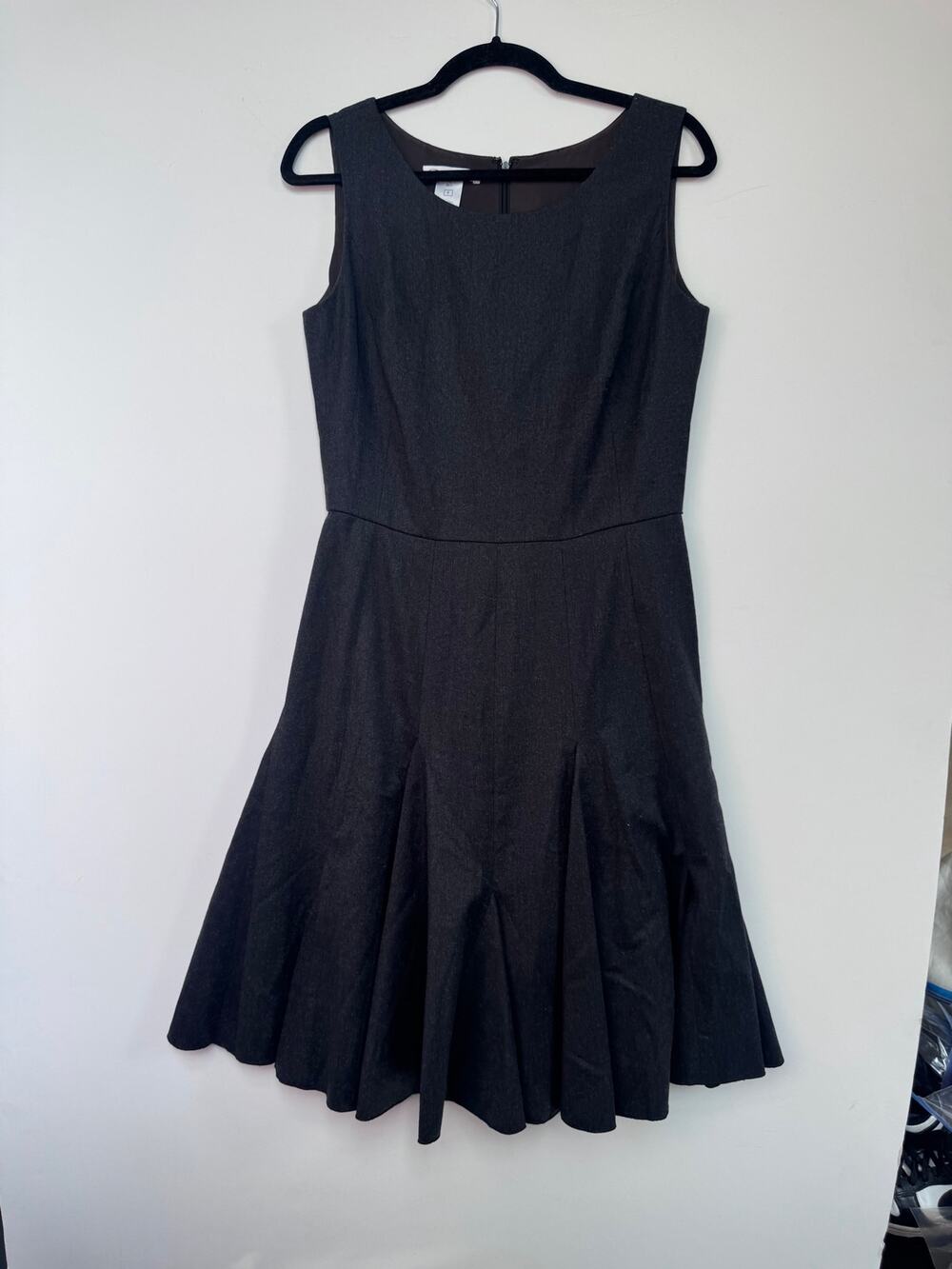 Oscar de la Renta Charcoal Gray Wool Drop-Waist Pleated Fit & Flare Dress US 8